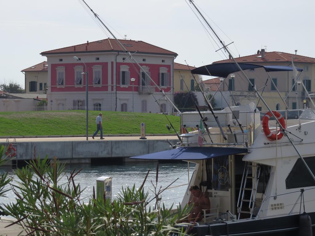 Villino Ermione Hotel Marina Di Pisa Exterior foto