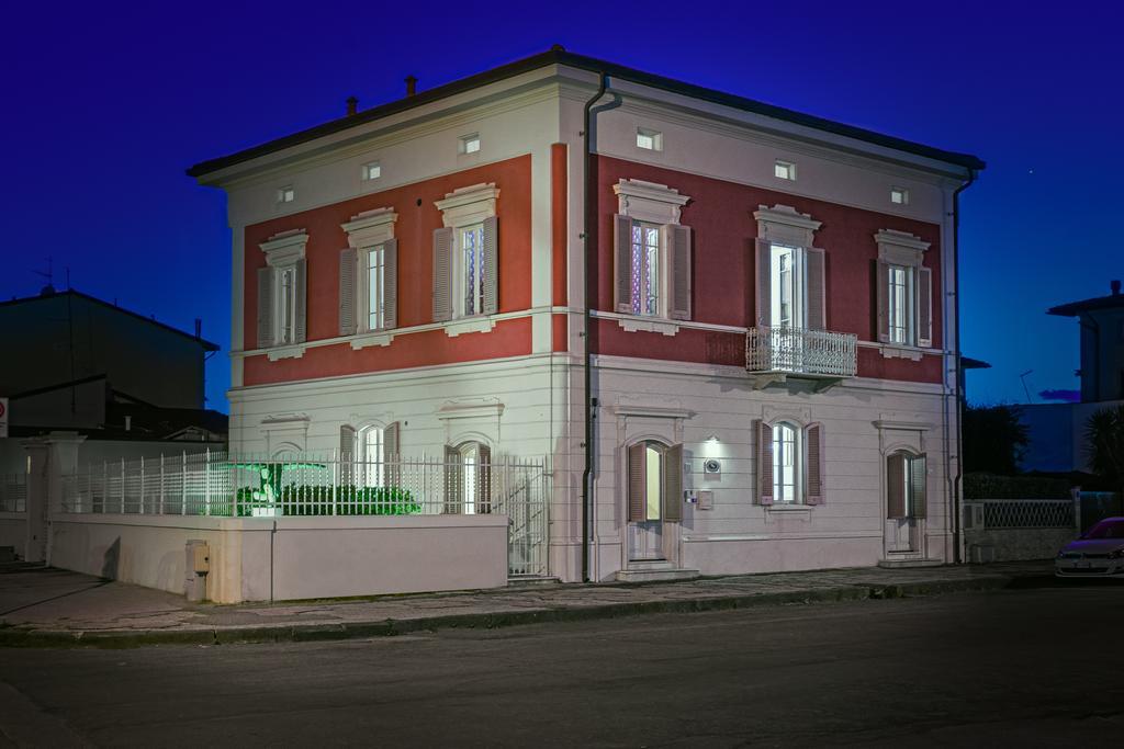 Villino Ermione Hotel Marina Di Pisa Exterior foto