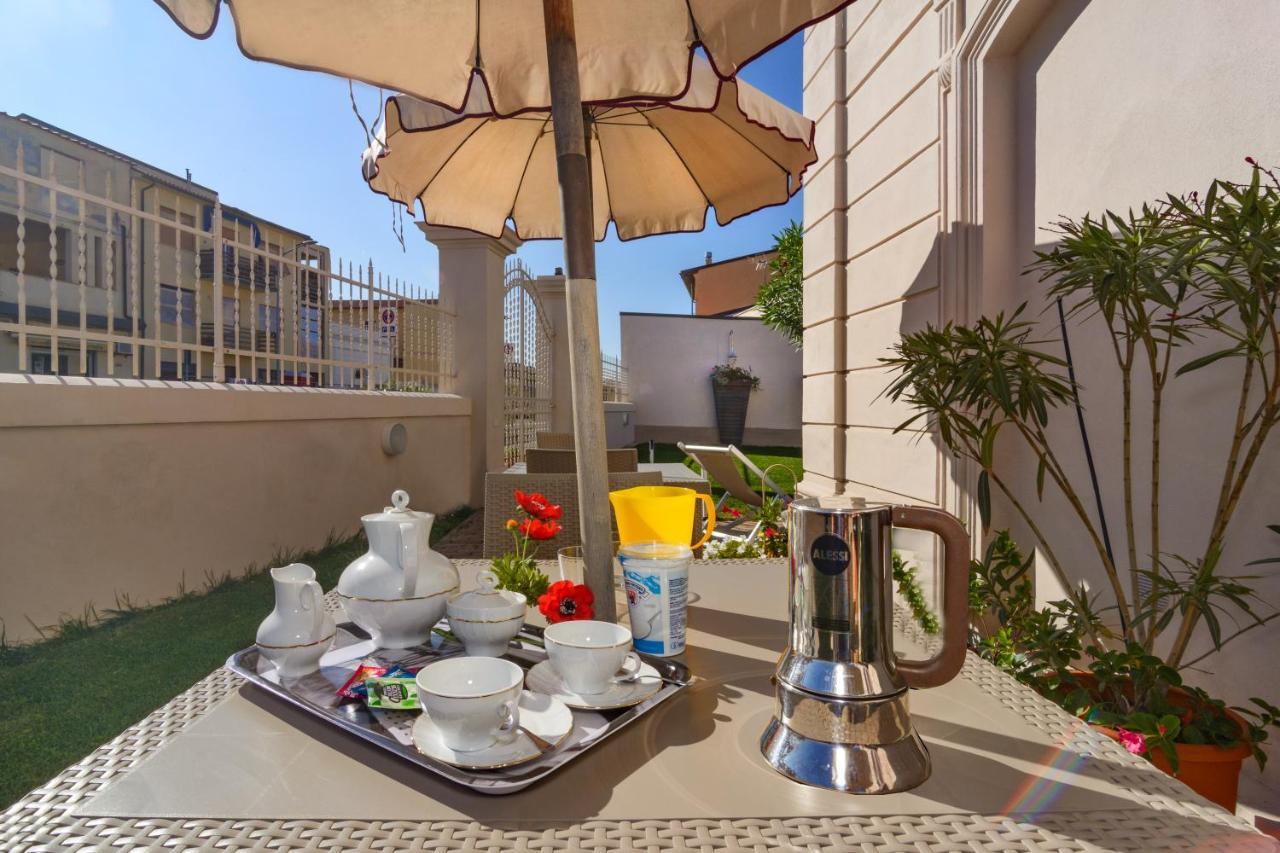 Villino Ermione Hotel Marina Di Pisa Exterior foto