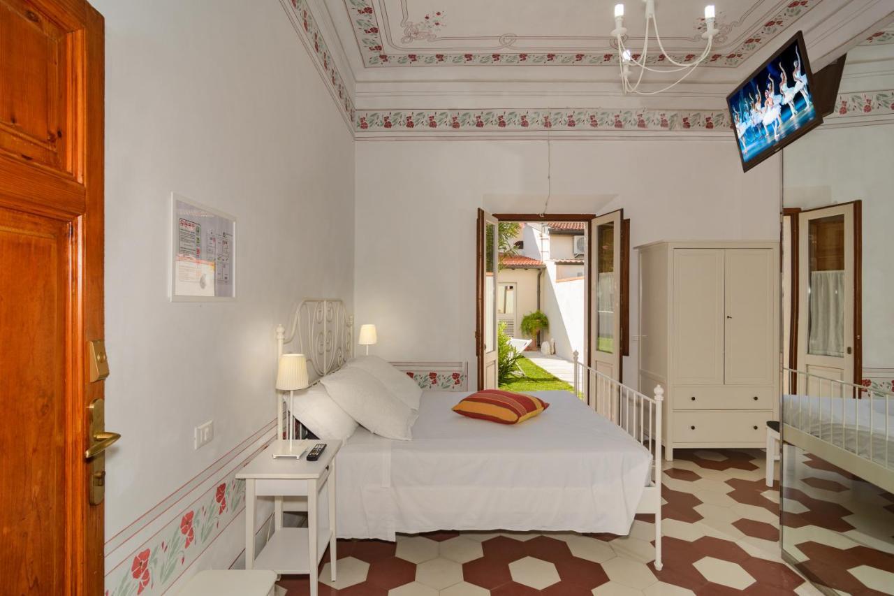 Villino Ermione Hotel Marina Di Pisa Exterior foto