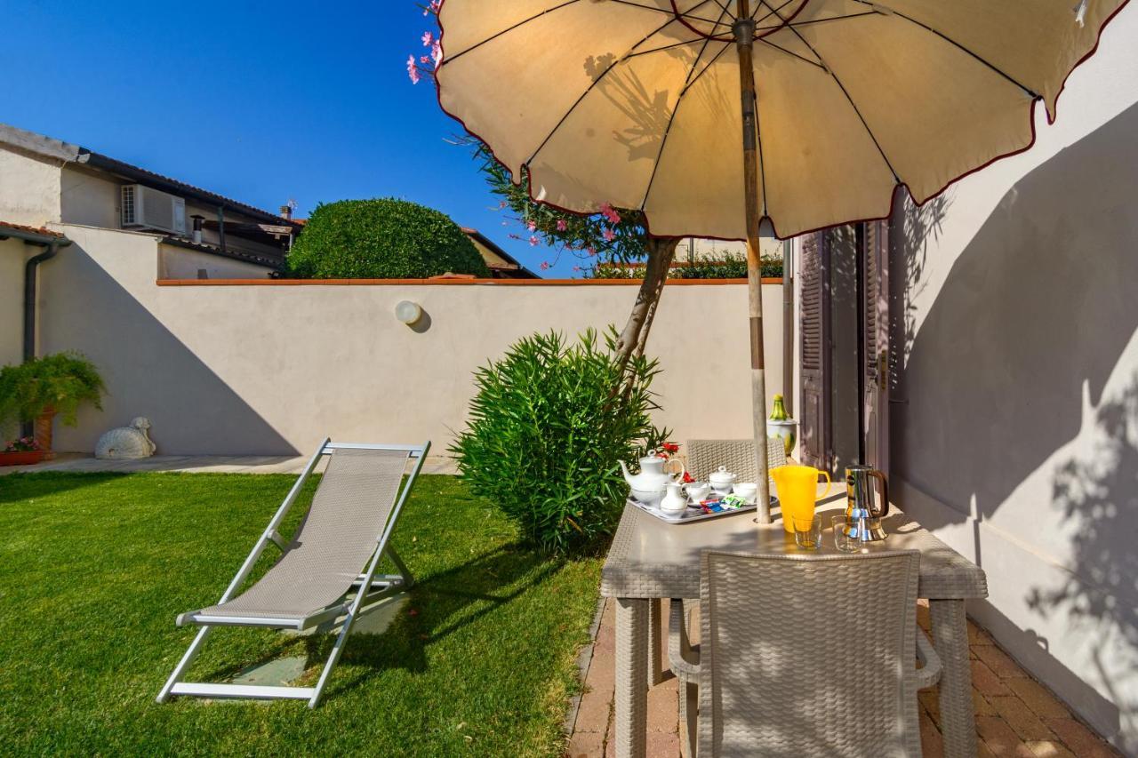 Villino Ermione Hotel Marina Di Pisa Exterior foto