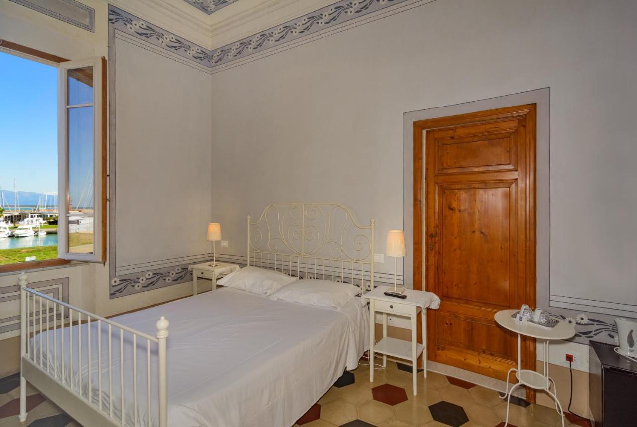 Villino Ermione Hotel Marina Di Pisa Exterior foto